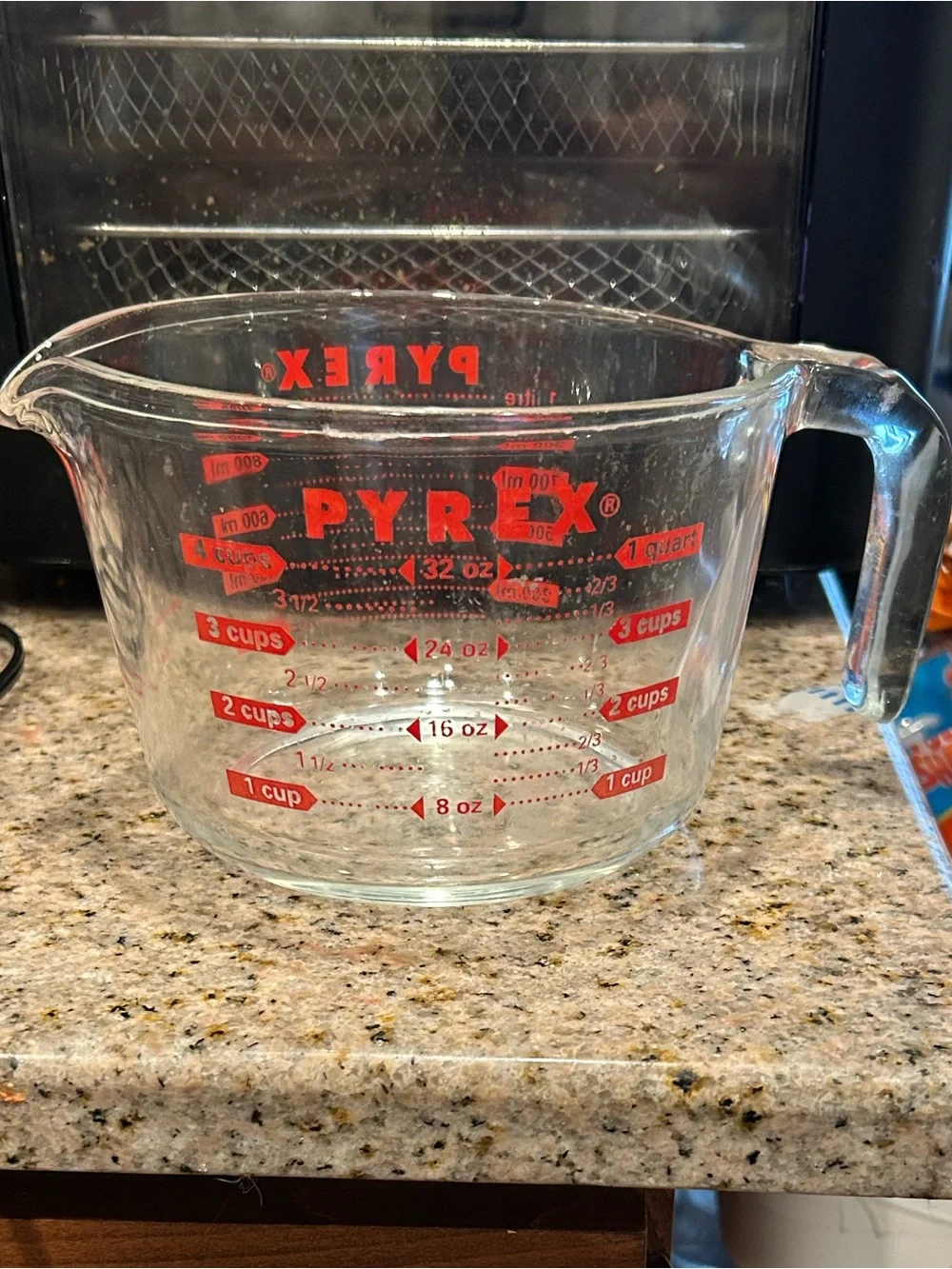 Vintage PYREX 4-Cup 1-Quart 1 Liter Red Lettering Glass Measuring Cup USA 532